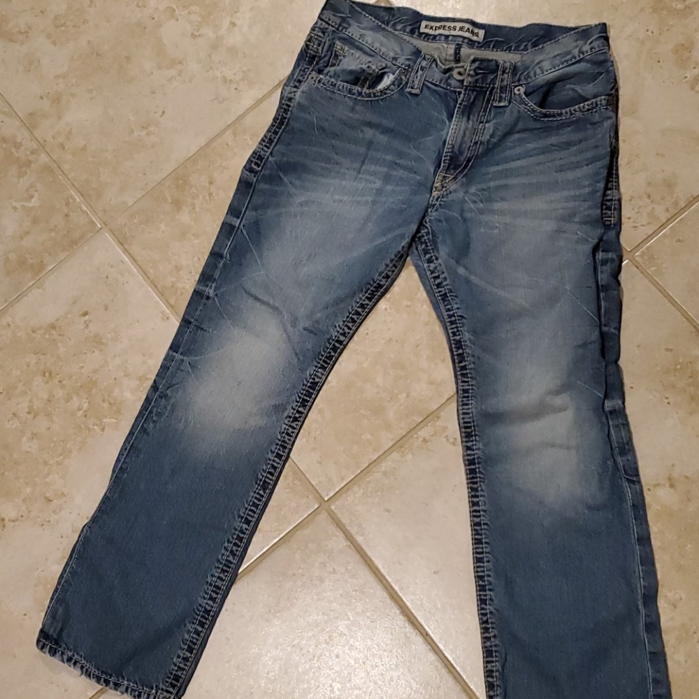 Express Men's Kingston Classic Boot Cut Jeans